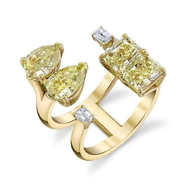 STAGGERED SOLITAIRE DIAMOND RING