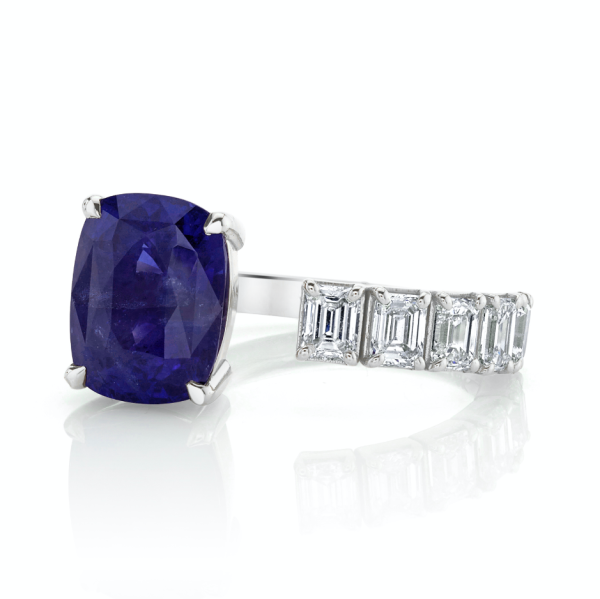 FLOATING BLUE SAPPHIRE & DIAMOND RING