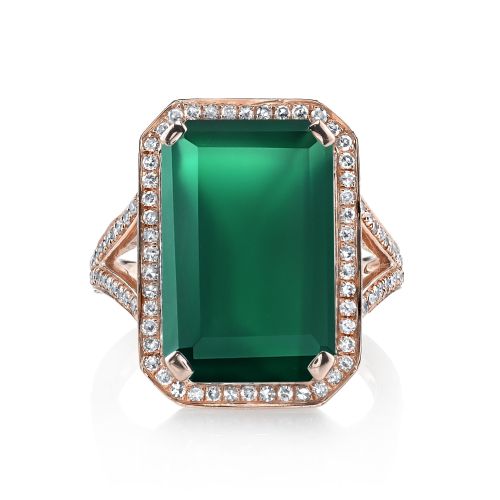 GREEN ONXY PORTRAIT GEMSTONE RING