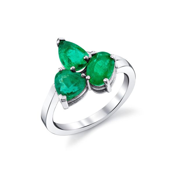 SMALL EMERALD OMBRE TRIPLE GEM RING