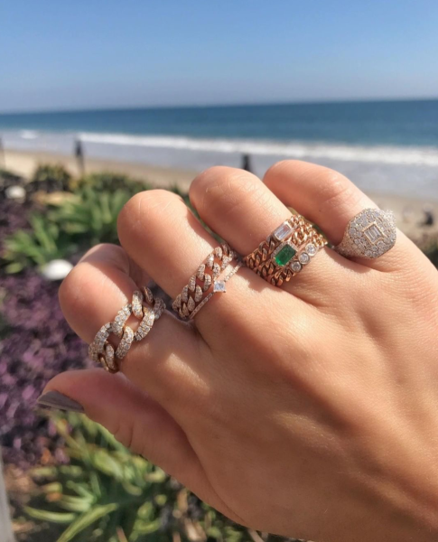 RECTANGLE EMERALD BABY LINK RING