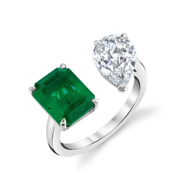 EMERALD & DIAMOND PEAR TWIN RING
