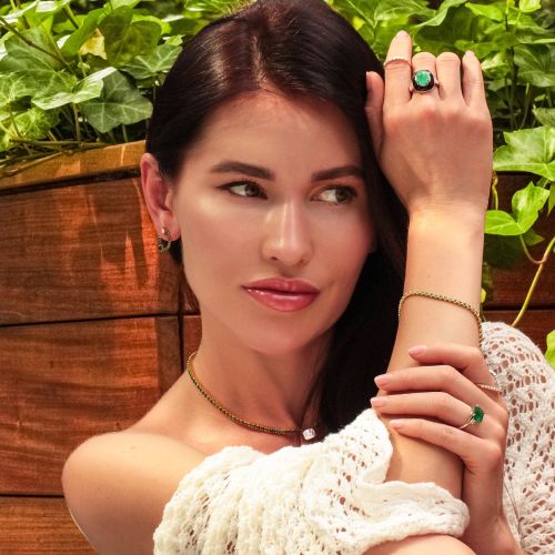 Emerald & White Diamond Ring Fama