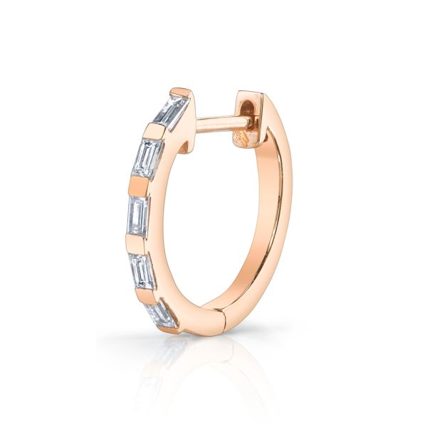 SINGLE DIAMOND BAGUETTE MINI HUGGIE
