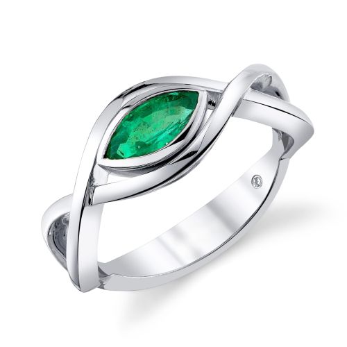 EMERALD MARQUISE VINE RING
