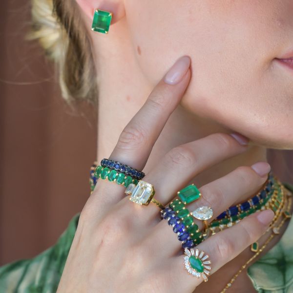 EMERALD SOLITAIRE STUDS, 10cts