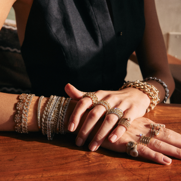 SOLID GOLD DIAMOND HEART SPIRAL RING