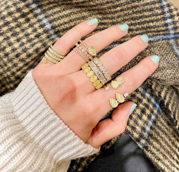 STAGGERED SOLITAIRE DIAMOND RING